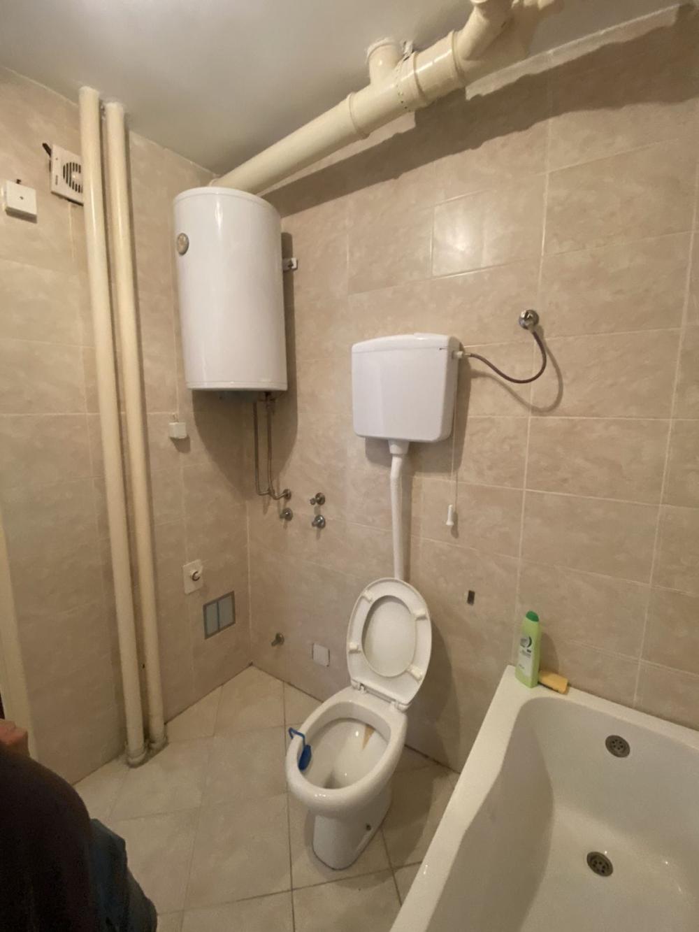 Slika 8 - Početak bulevara Nemanjića,  Lokal za izdavanje, 73m2, 400€